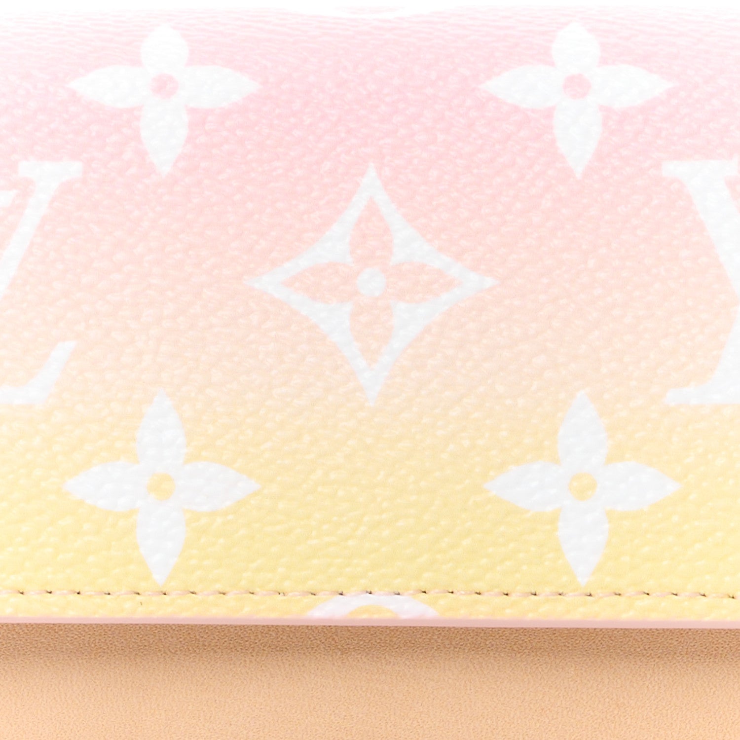 Louis Vuitton Monogram Giant By The Pool Woody Glasses Case Light Pink 9 of 12