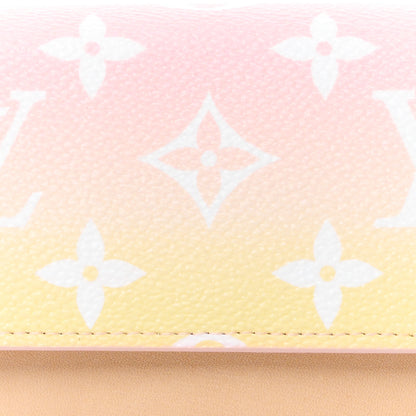 Louis Vuitton Monogram Giant By The Pool Woody Glasses Case Light Pink 9 of 12