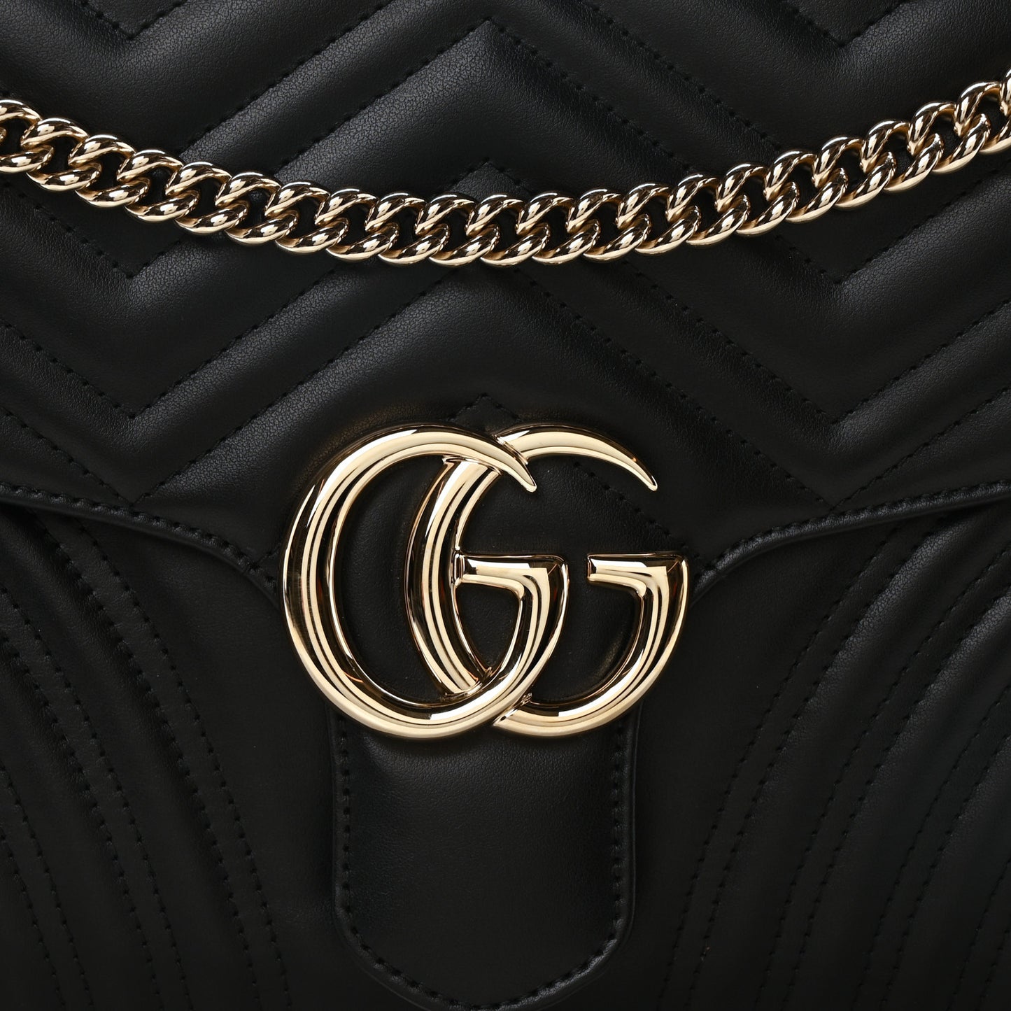 Calfskin Matelasse Large Horizontal GG Marmont Shoulder Bag Black