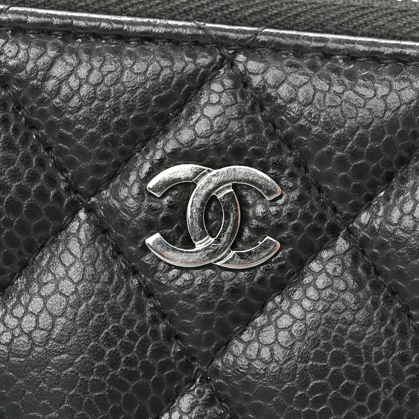 Caviar Quilted Zip Coin Purse Black