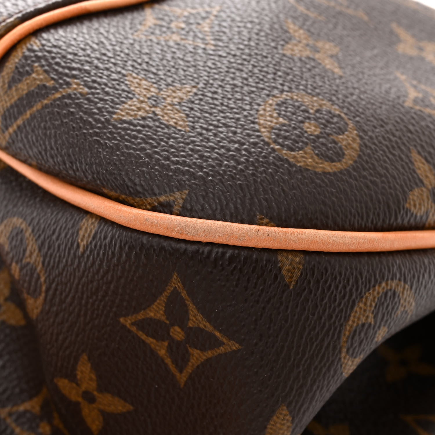 Louis Vuitton Monogram Galliera PM 13 of 16