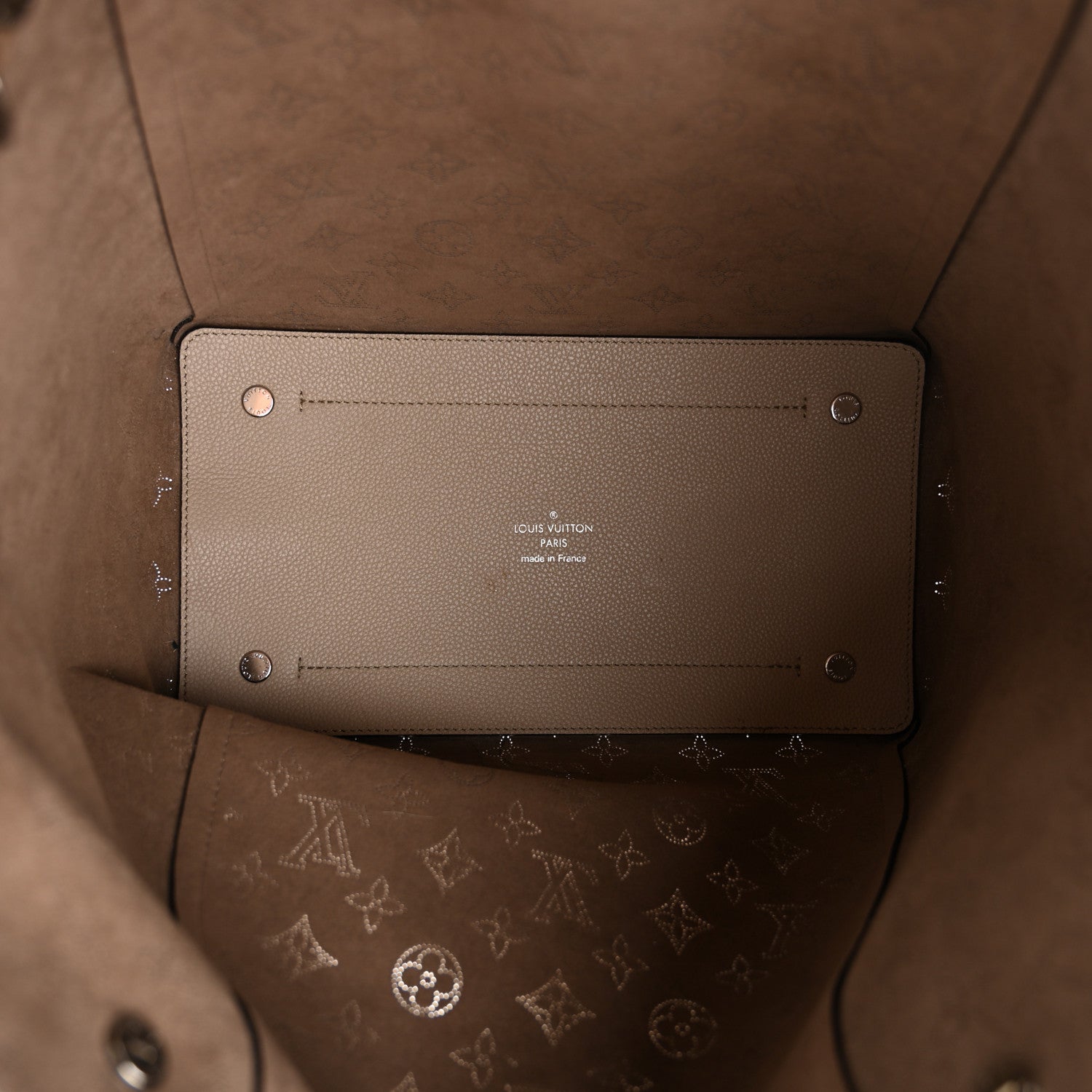 Louis Vuitton Mahina Hina MM Galet 6 of 12