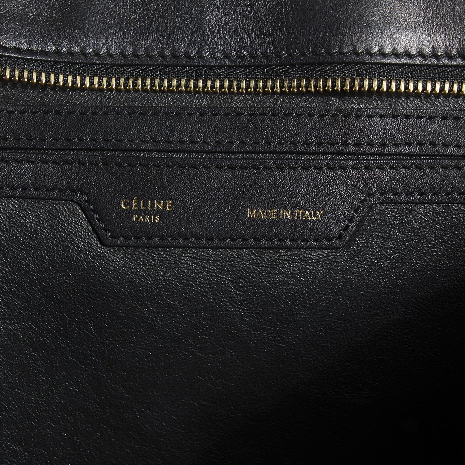 Celine Crocodile Embossed Medium Trapeze Black 6 of 9