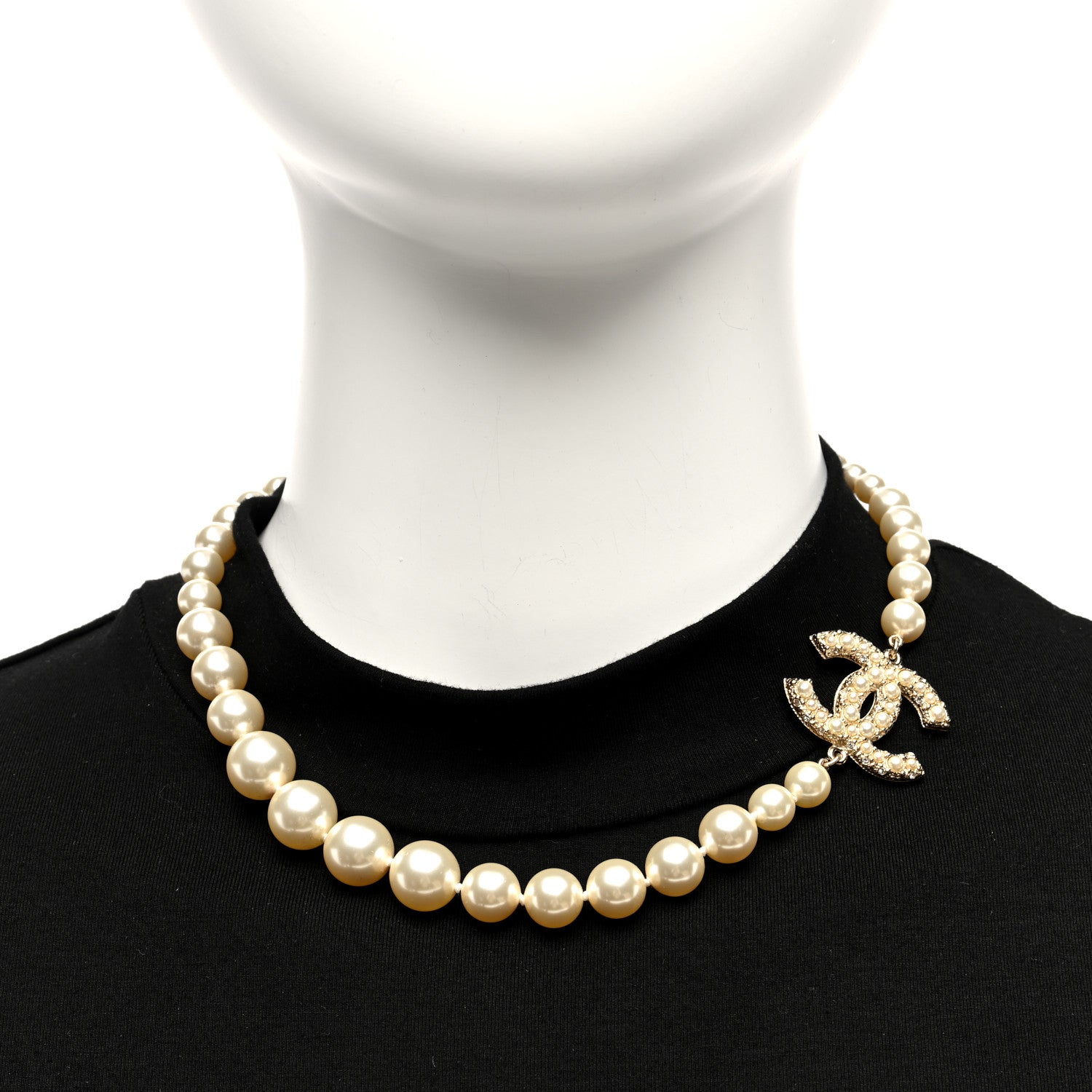 Chanel Graduated Pearl CC Short Necklace Gold 2 of 5