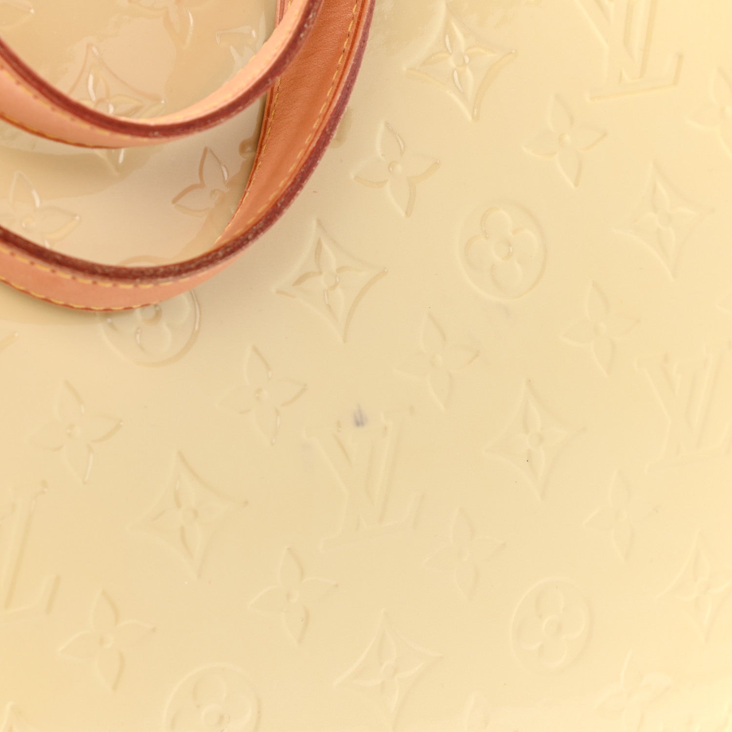 Louis Vuitton Vernis Brea GM Blanc Corail 11 of 11