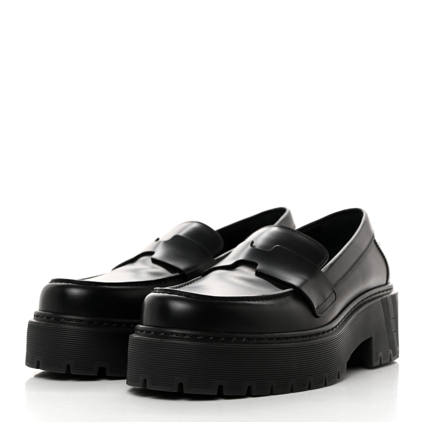 Glazed Calfskin Womens Hitch Loafers 37 Black