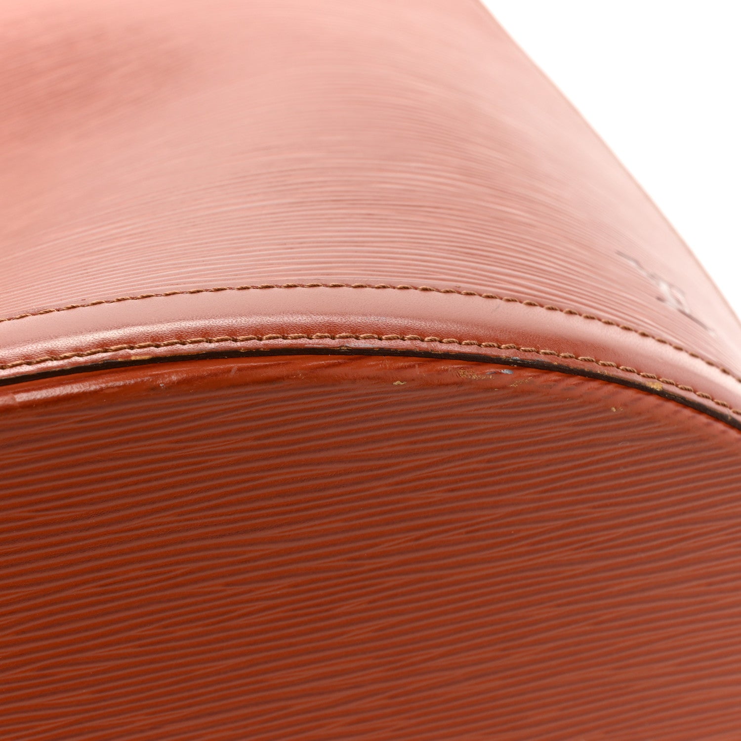 Louis Vuitton Epi Cluny Kenyan Fawn 13 of 16
