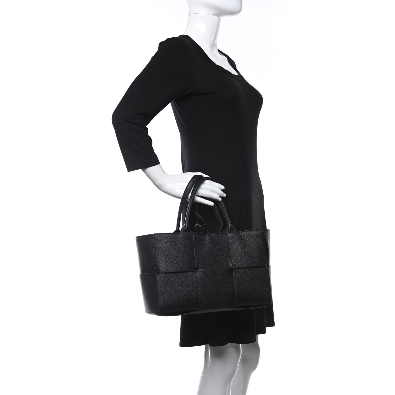 Bottega Veneta Grained Calfskin Intrecciato Small Arco Tote Black 2 of 9
