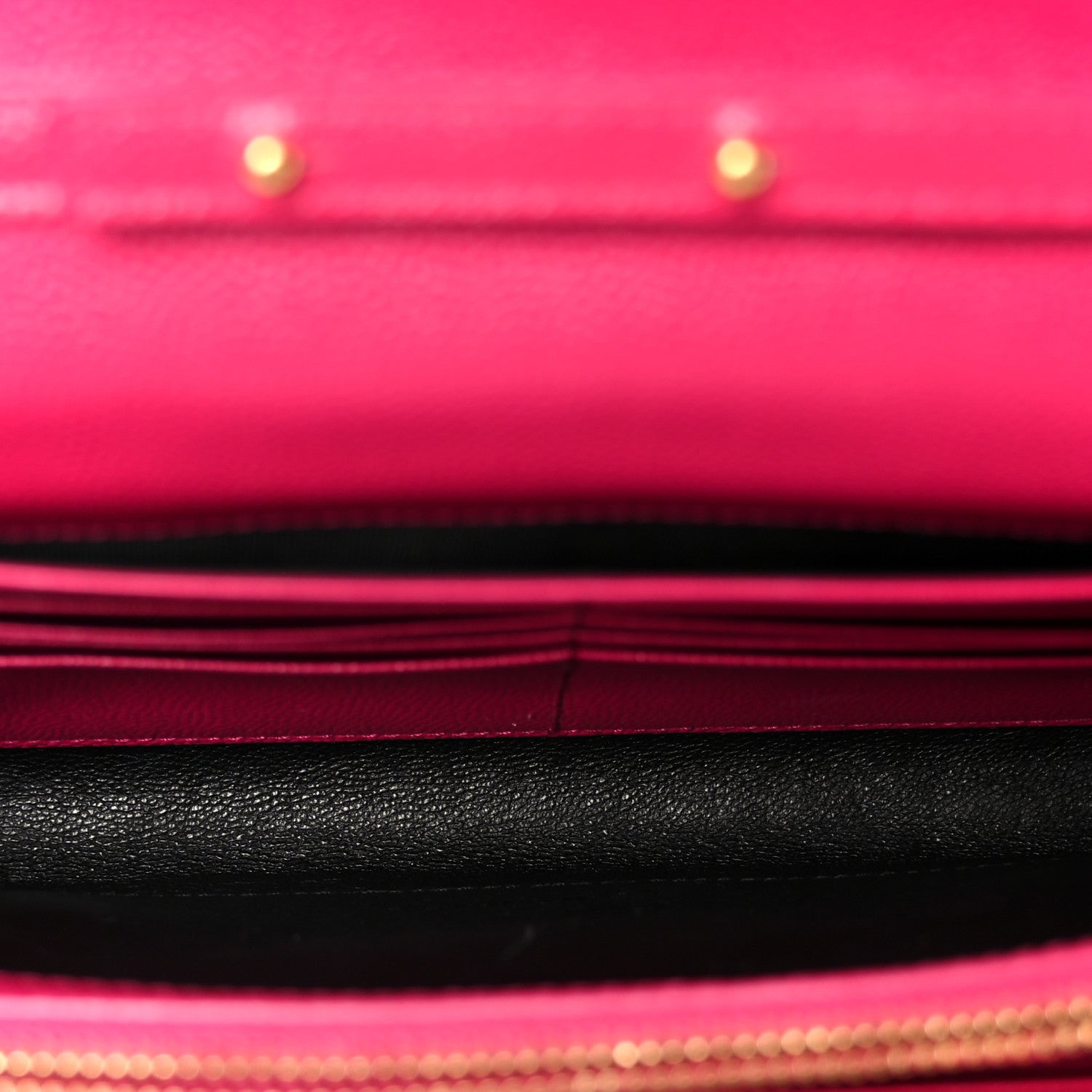 Saint Laurent Grain De Poudre Matelasse Chevron Monogram Chain Wallet Bubblegum 5 of 10