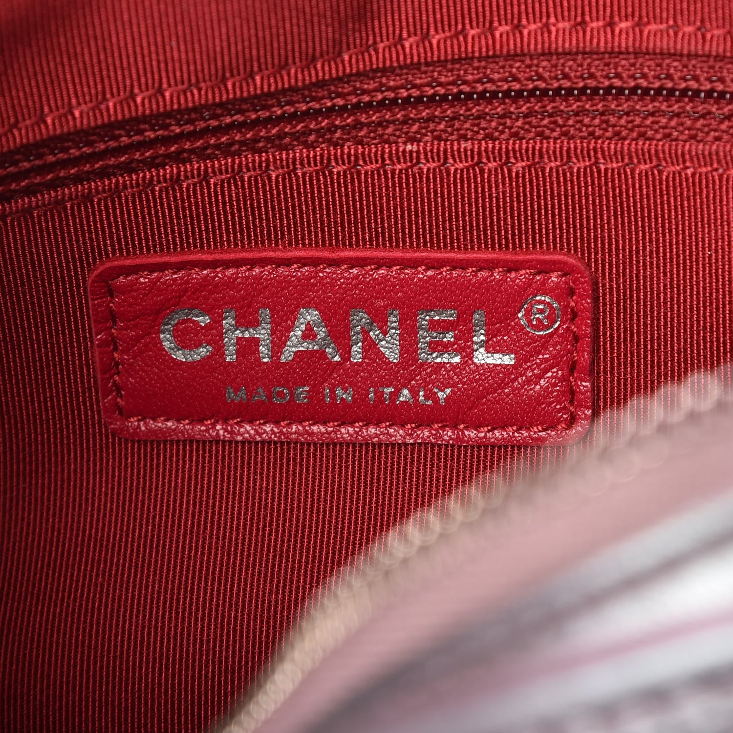 Chanel Iridescent Lambskin Calfskin Quilted Medium Gabrielle Hobo Light Purple 8 of 10
