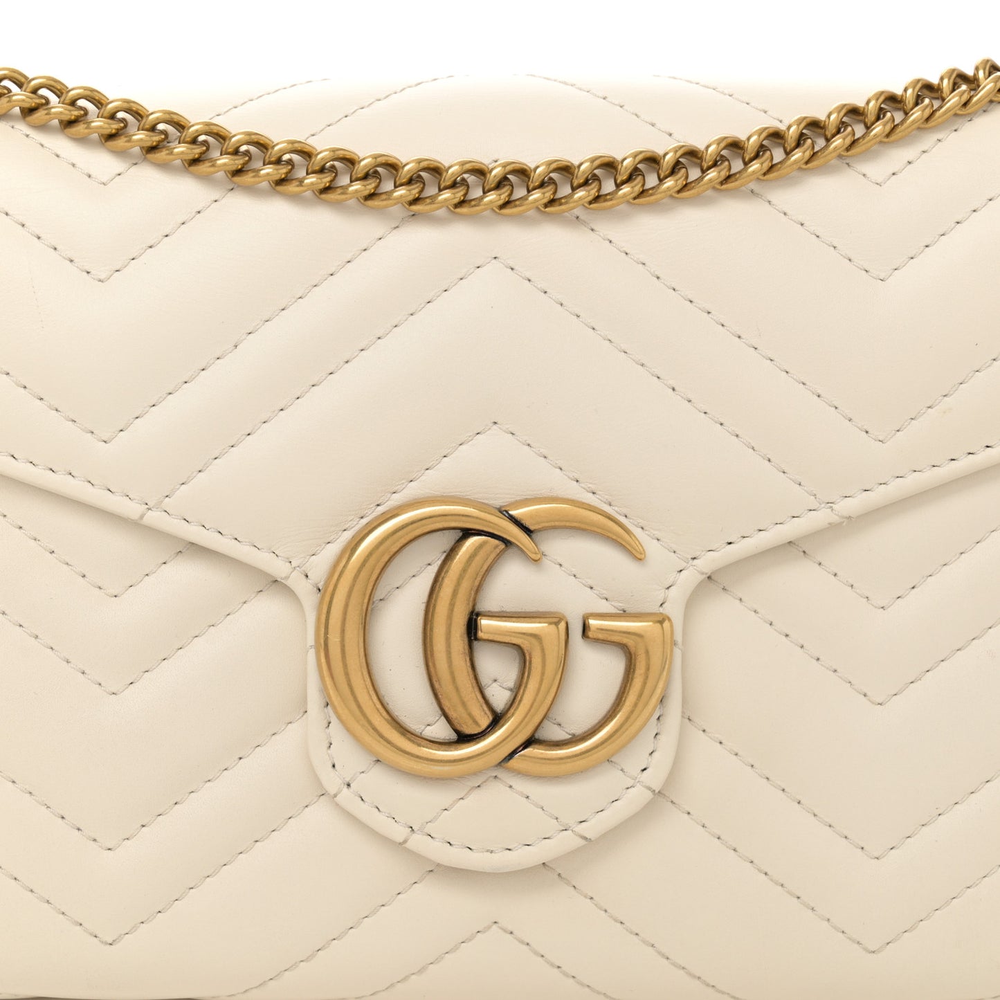 Calfskin Matelasse GG Marmont Chain Wallet Mystic White
