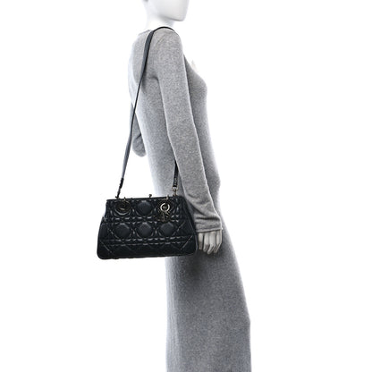 Christian Dior Calfskin Cannage Medium The Lady 95.22 Black 2 of 10