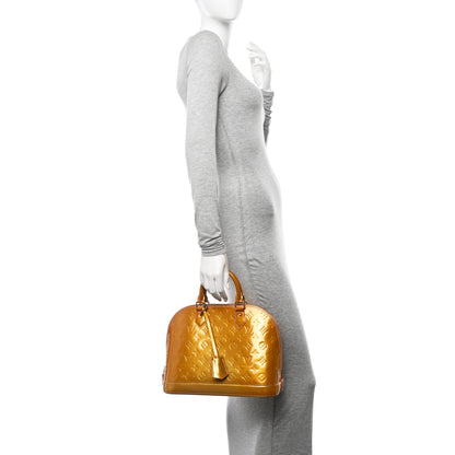 Louis Vuitton Vernis Alma PM Beige Poudre 2 of 15