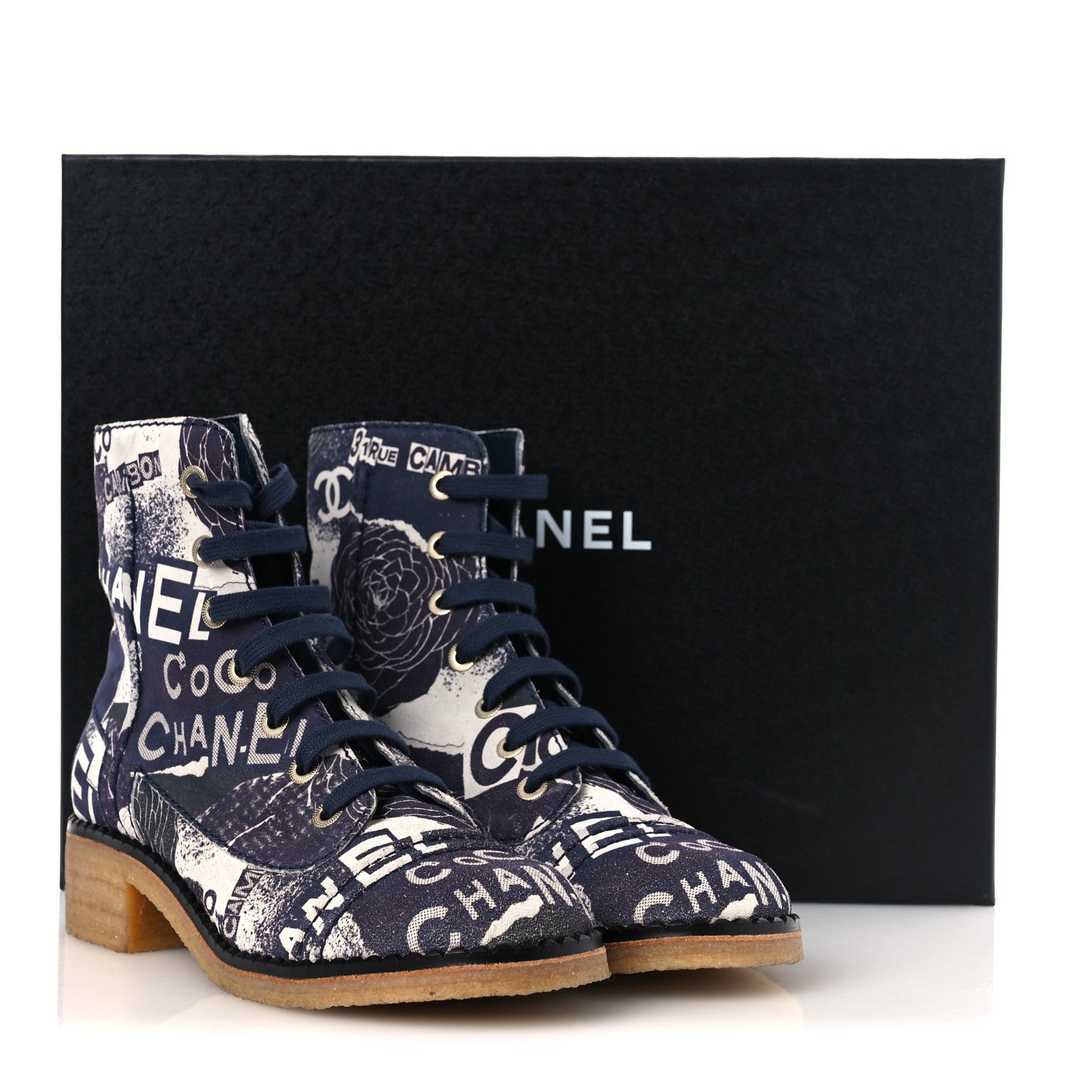 Chanel Suede Calfskin Printed CC 31 Rue Cambon Lace Up Combat Boots 39.5 White Navy 12 of 12