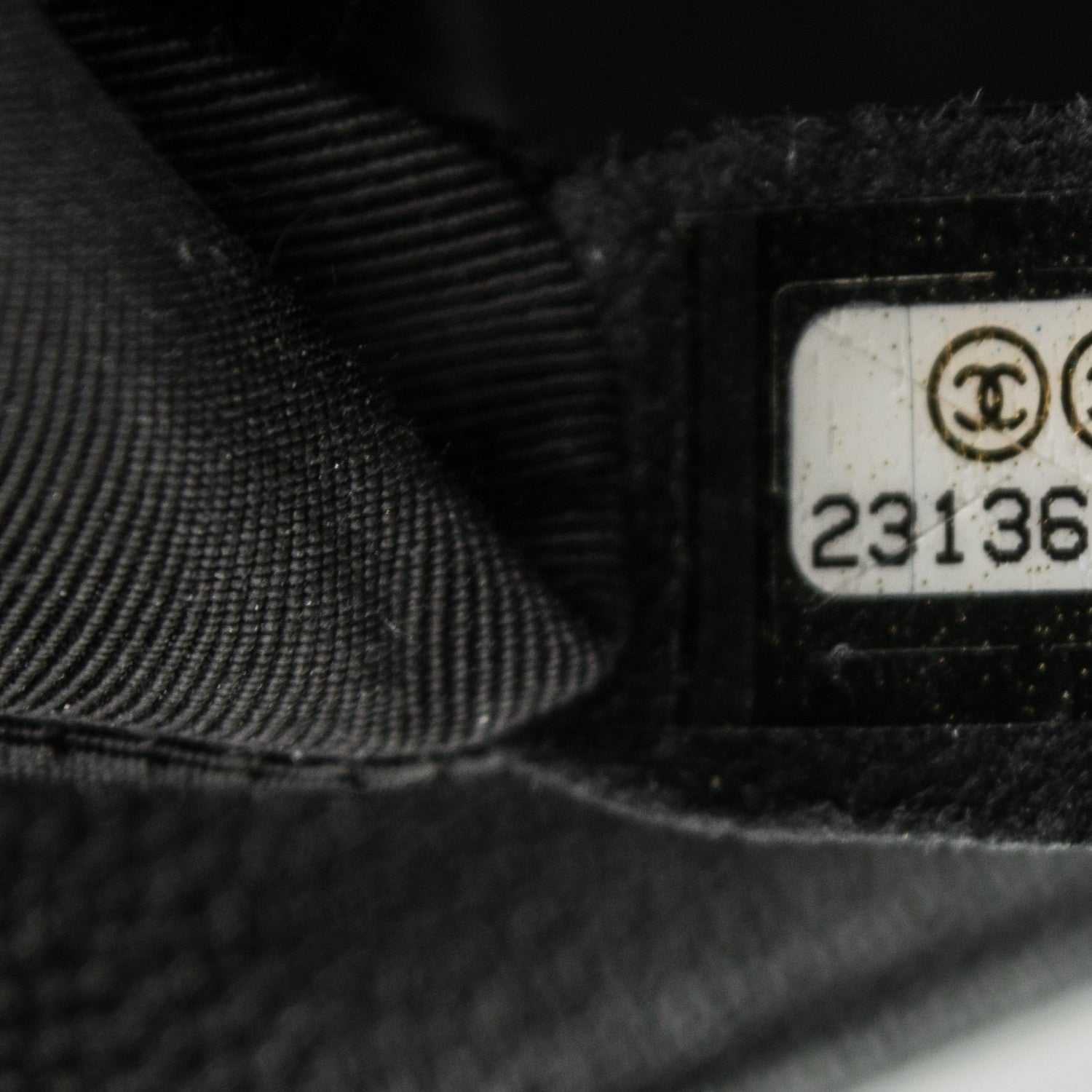 Chanel Caviar Quilted Medium Boy Flap Black 8 of 8