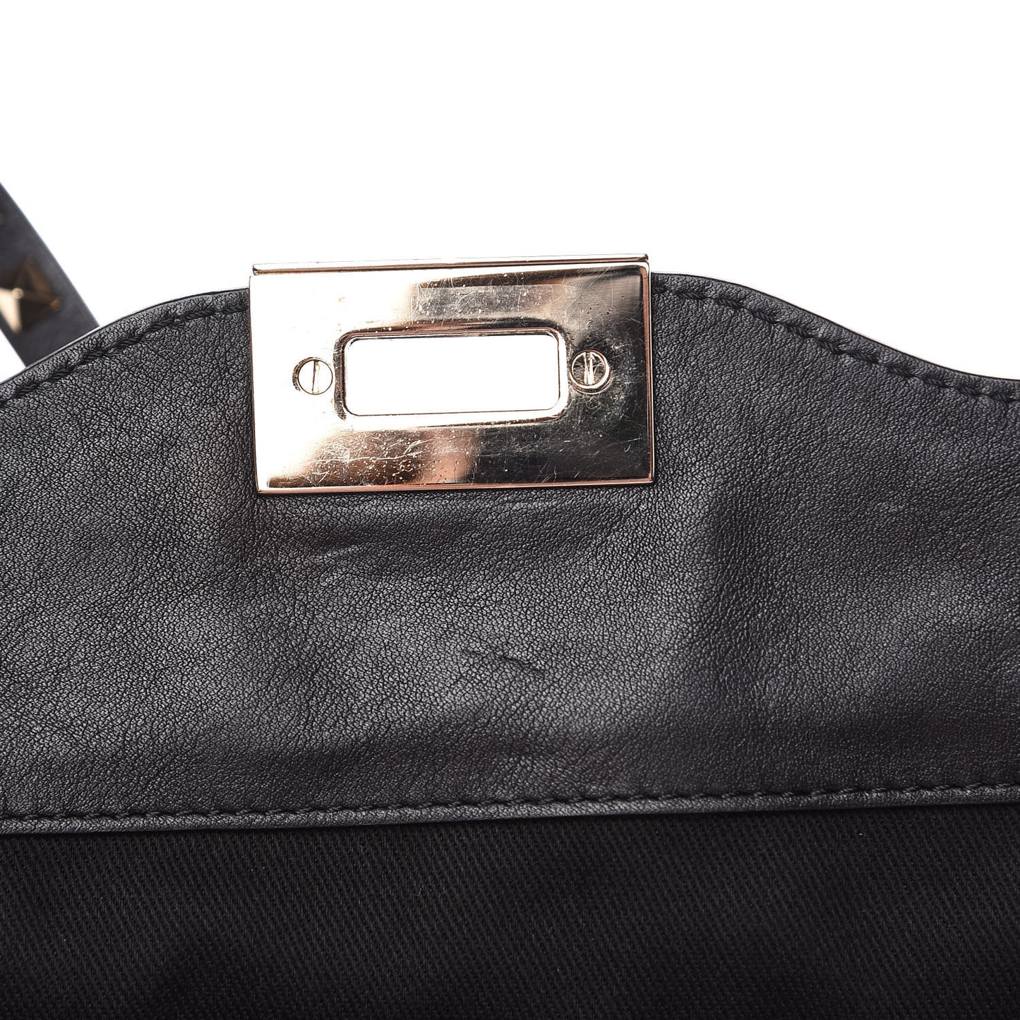 Vitello Medium Rockstud Tote Black