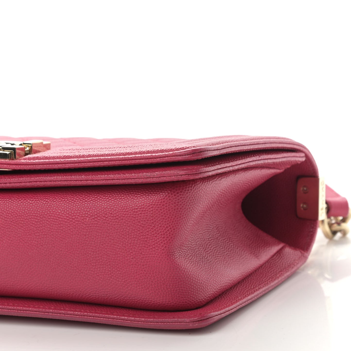 Caviar Quilted Medium Boy Flap Fuchsia