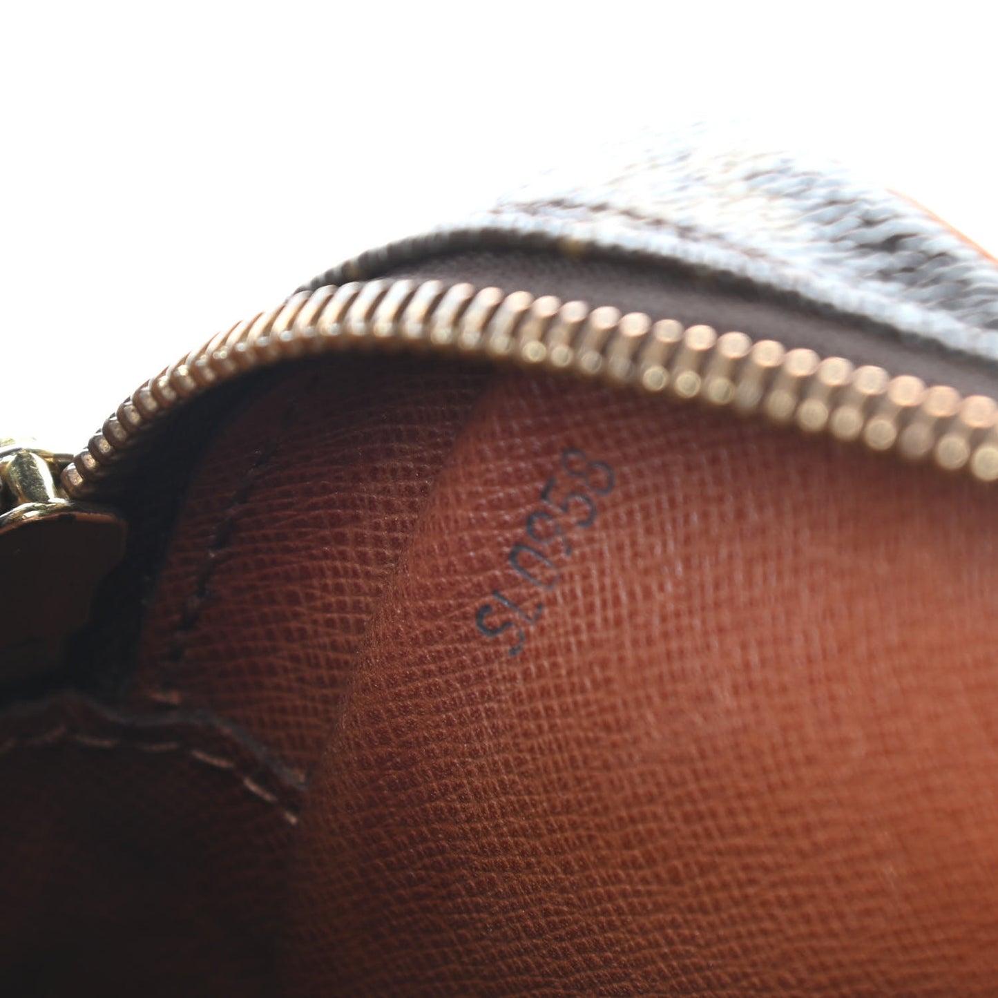 Monogram Danube 21
