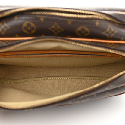 Louis Vuitton Monogram Reporter PM 6 of 12