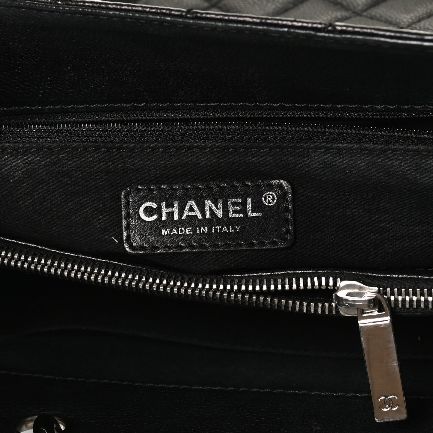 Caviar Quilted Grand Shopping Tote GST Black