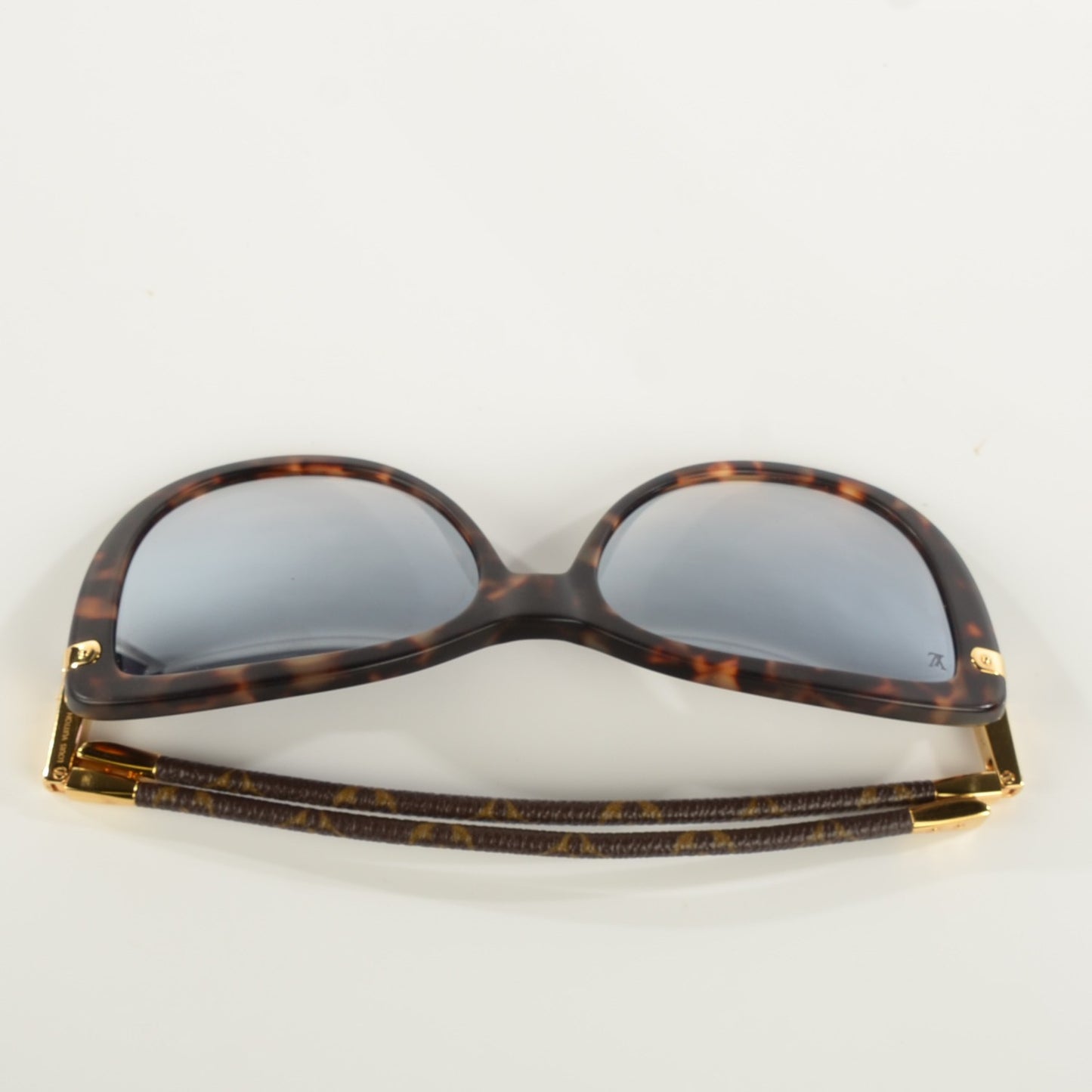 Monogram Charlotte Z0629W Sunglasses Dark Tortoise