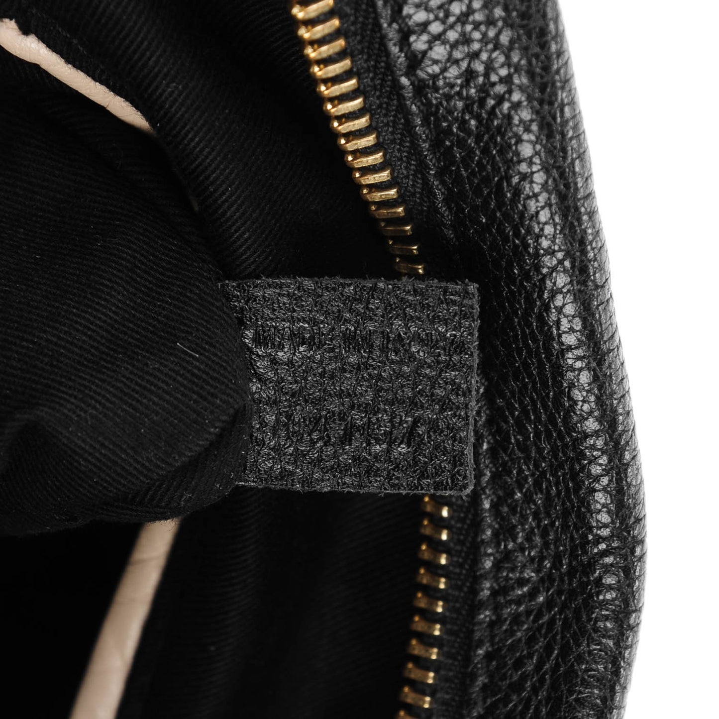 Calfskin Small Paraty Black