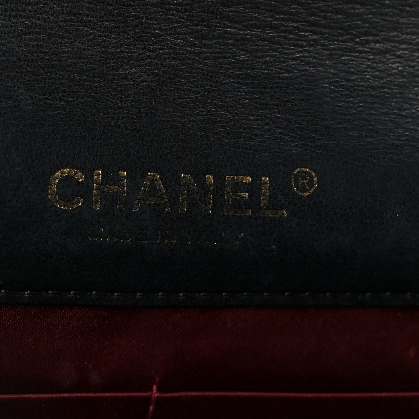 Lambskin Quilted Golden Class Wallet on Chain WOC Black