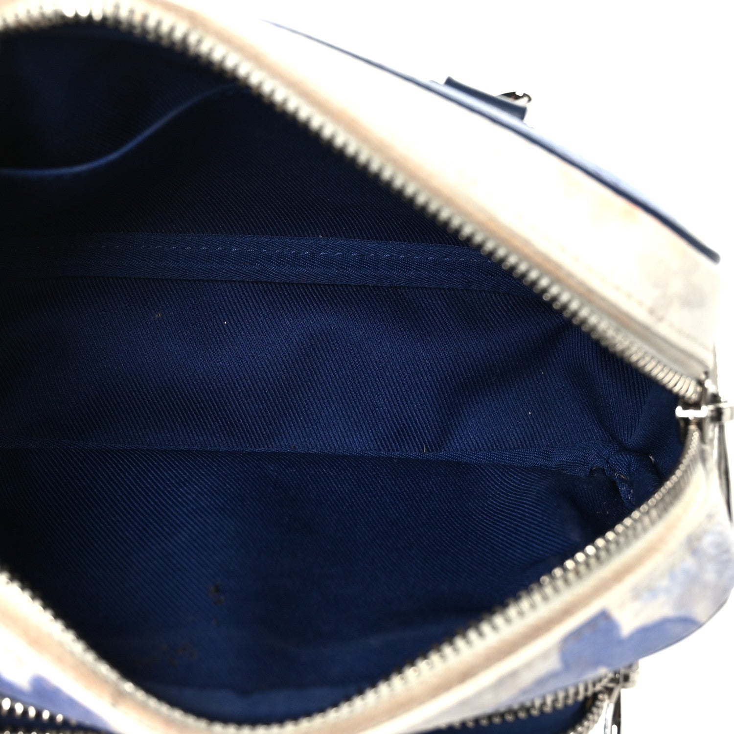 Louis Vuitton Monogram Watercolor Outdoor Pouch Blue 5 of 11