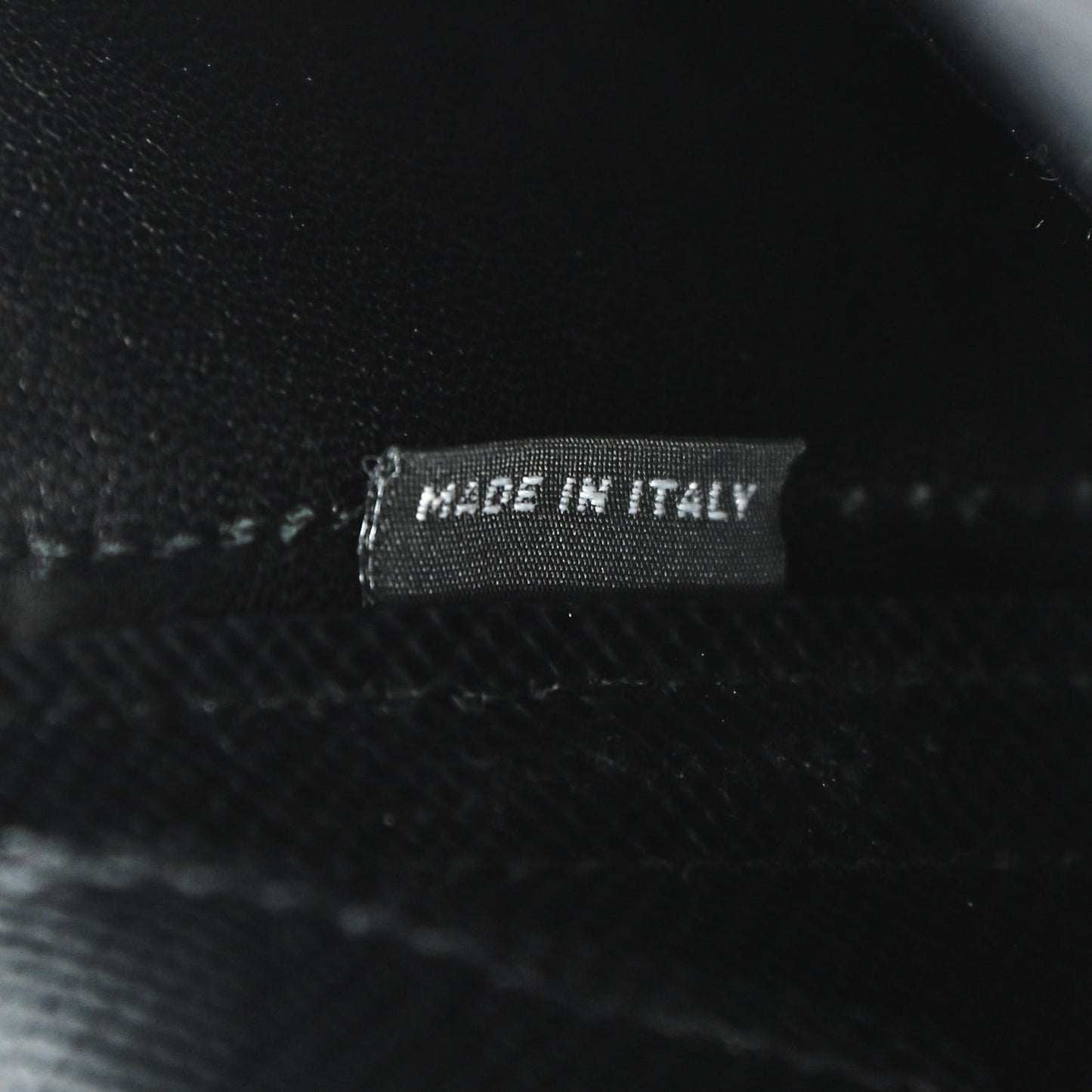 Saffiano Cuir Convertible Top Handle Tote Black