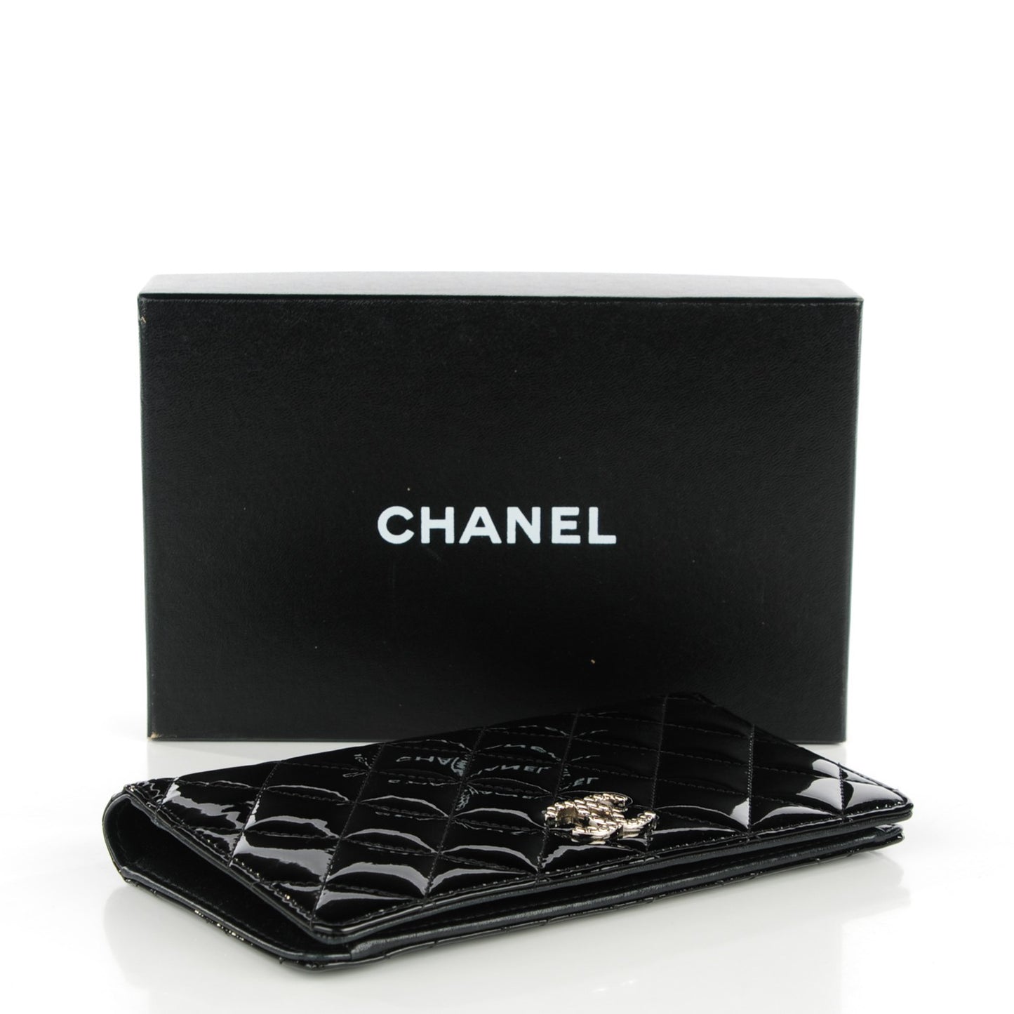 Patent Quilted Brilliant Yen Wallet Black