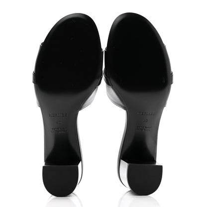 Hermes Calfskin Gigi 50 Sandals 40 Gold Black 6 of 10