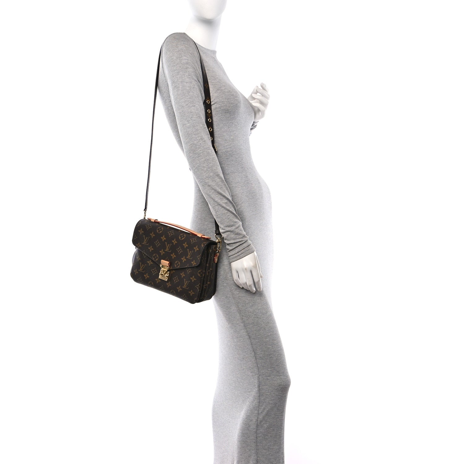 Louis Vuitton Monogram Pochette Metis 2 of 10