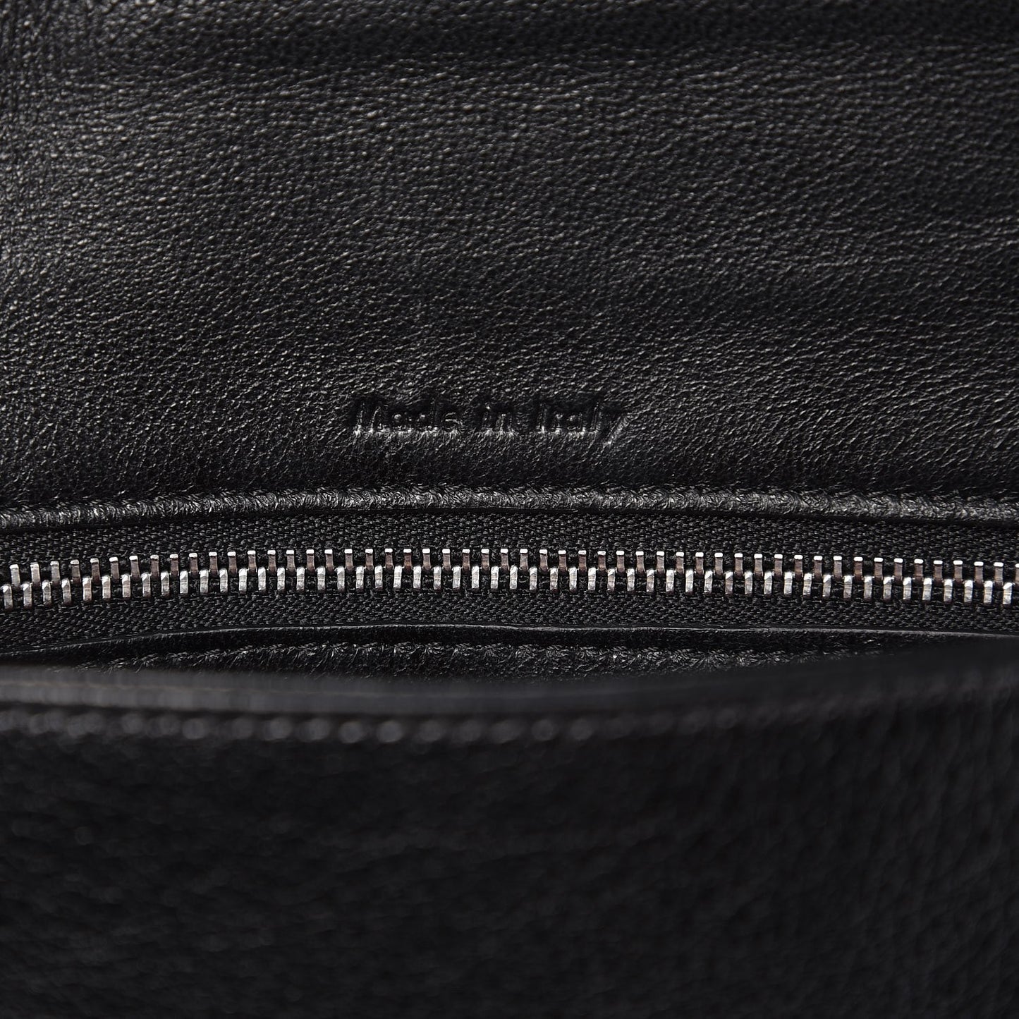 Shiny Textured Calfskin Small Trotteur Black