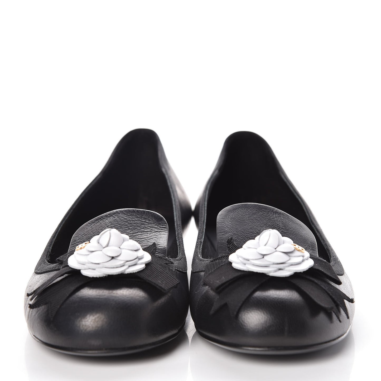 Lambskin Camellia Mocassin Loafers 37 Dark Grey