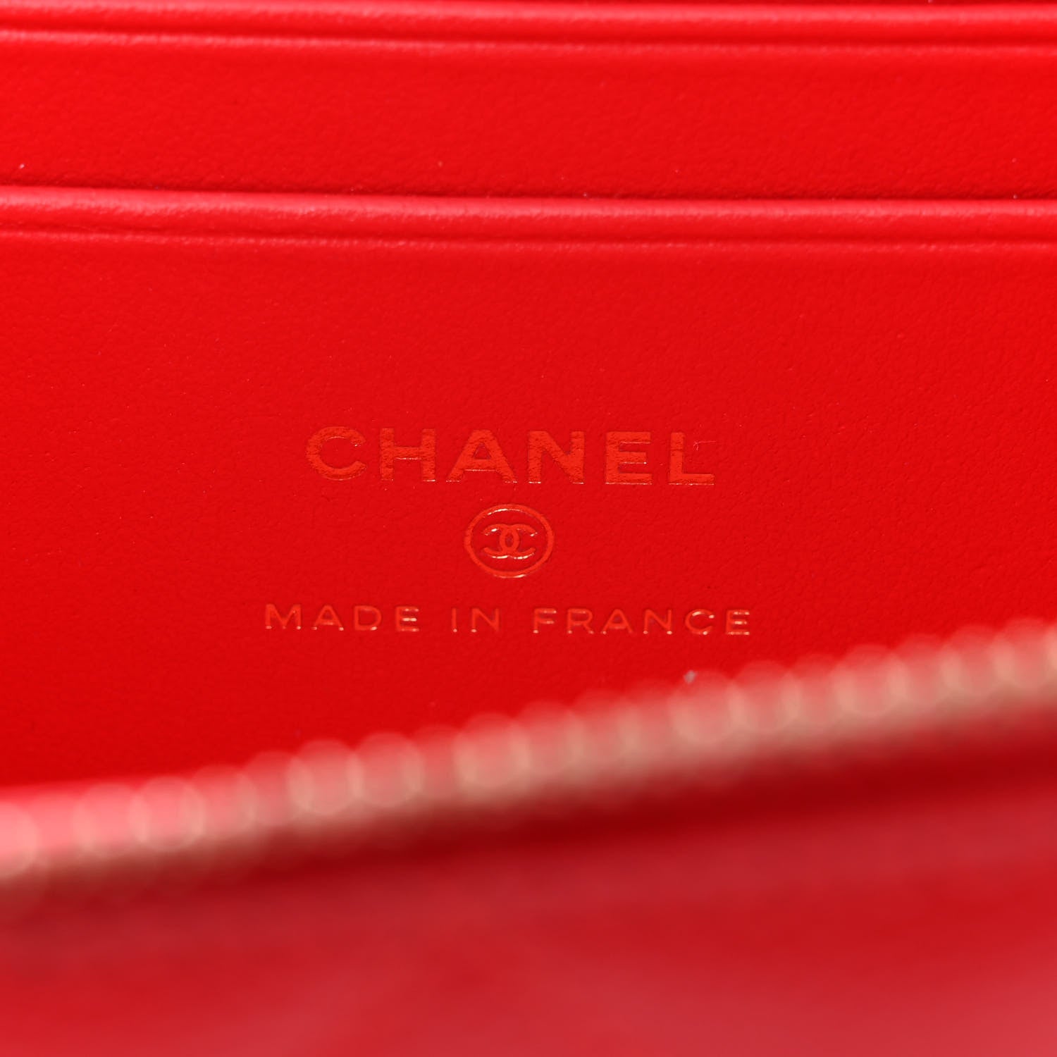 Chanel Caviar Quilted Small Vanity Case With Chain Red 6 of 10
