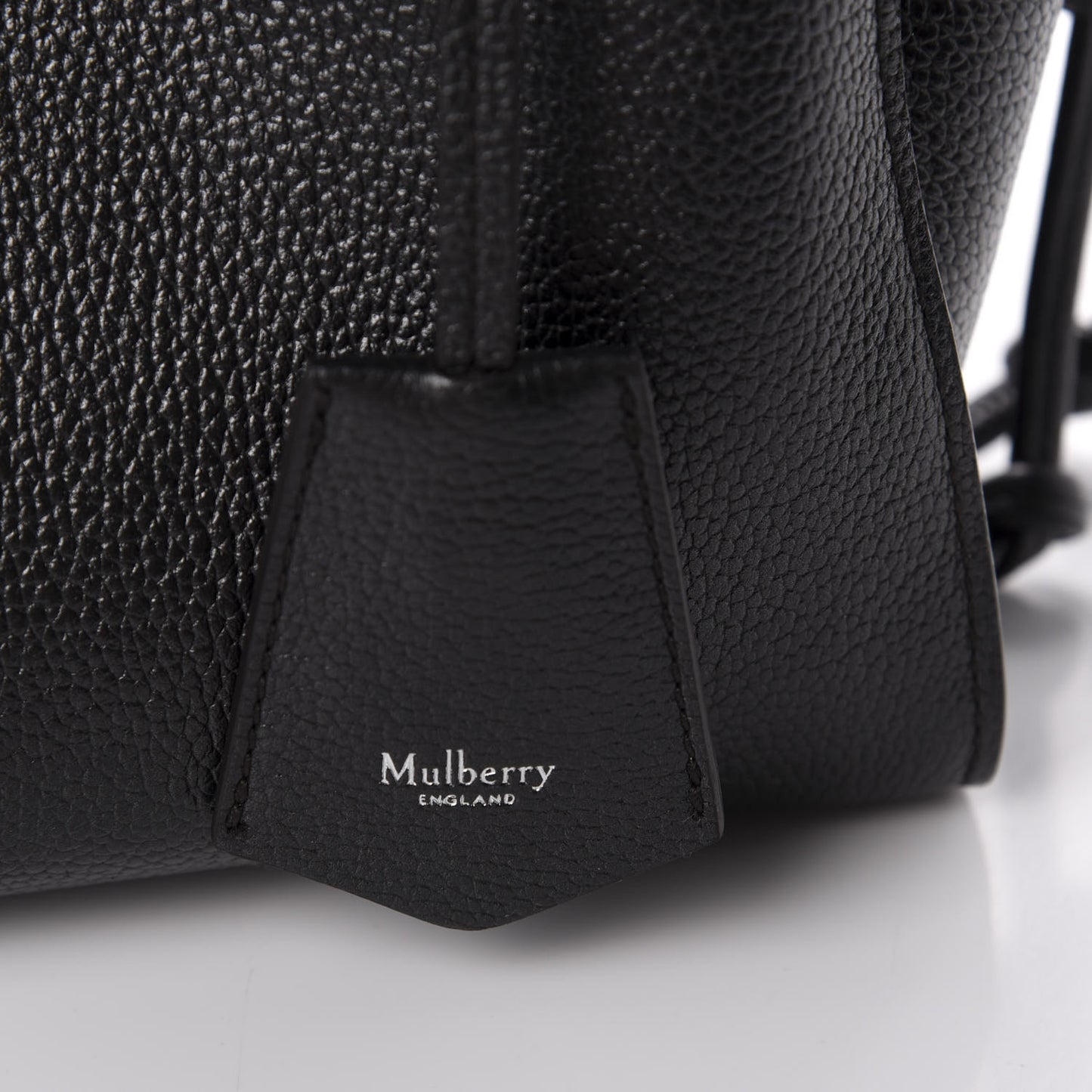 Metallic Heavy Grain Small Iris Tote Black