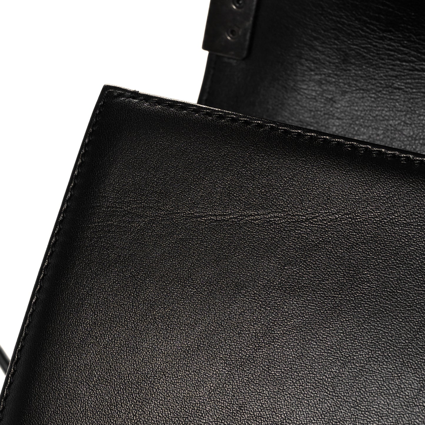 Calfskin Woven Medium Boy Flap Black White