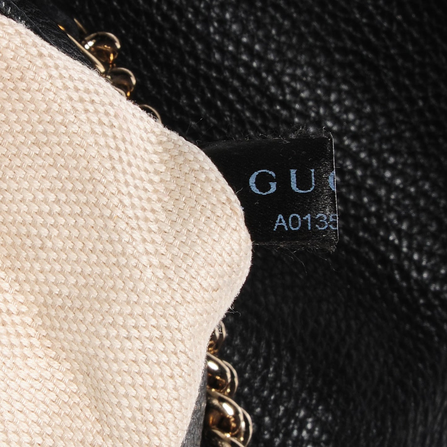 Pebbled Calfskin Medium Soho Chain Shoulder Bag Black