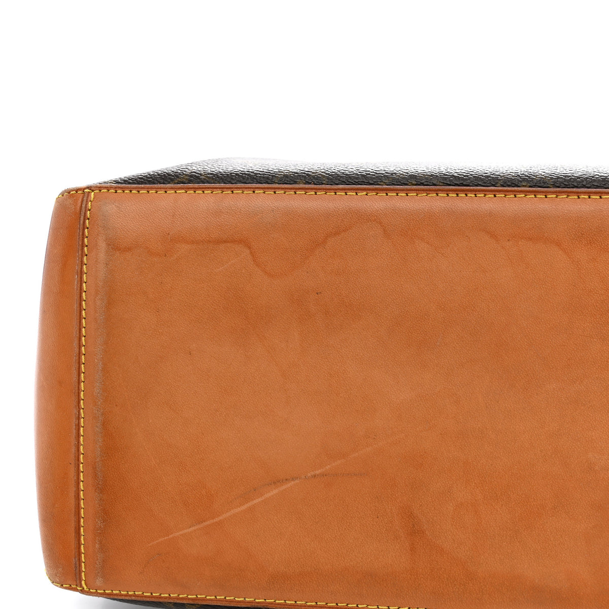 Louis Vuitton Monogram Cabas Mezzo 11 of 13