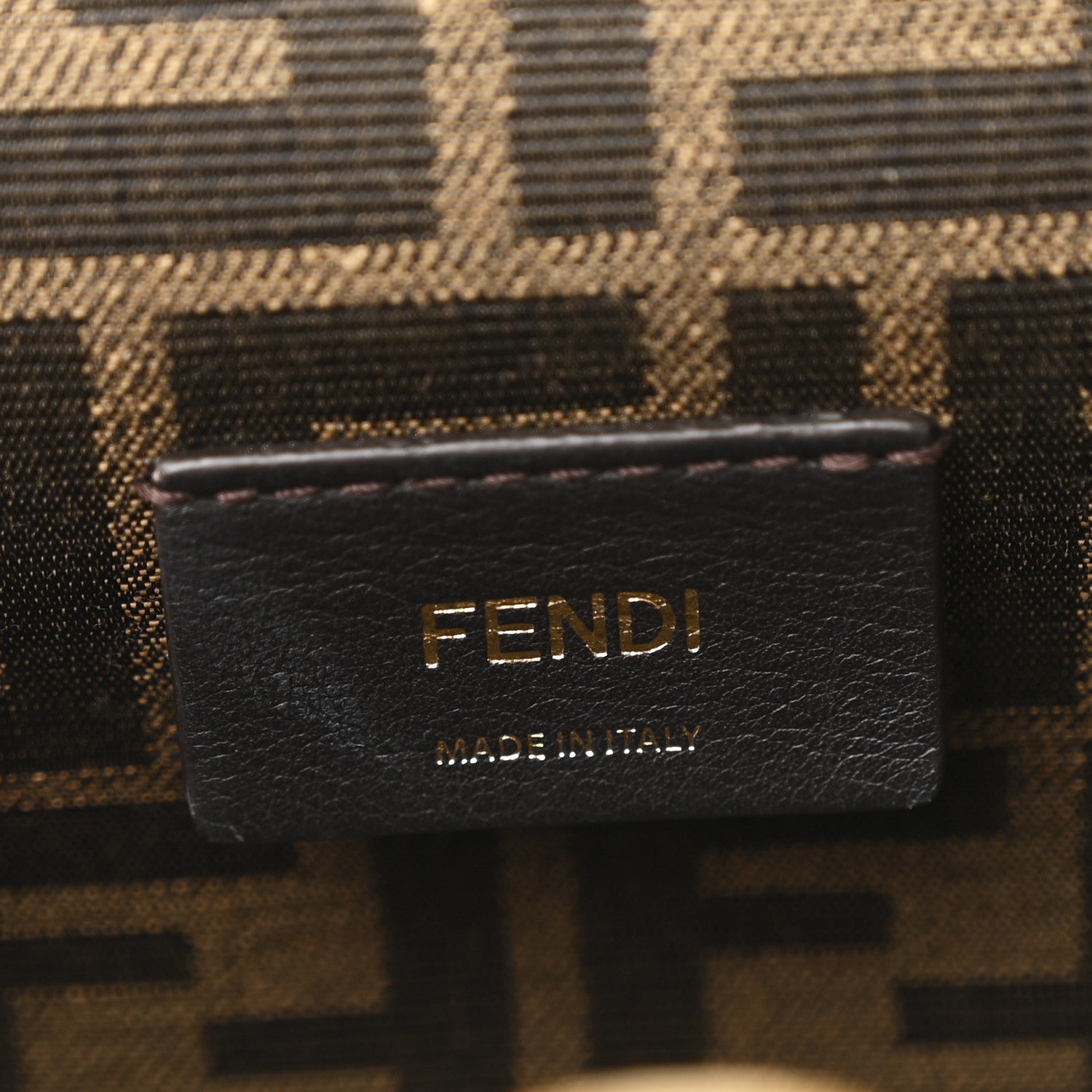 Fendi Shiny Nappa Small Fendi First Poudre 6 of 10