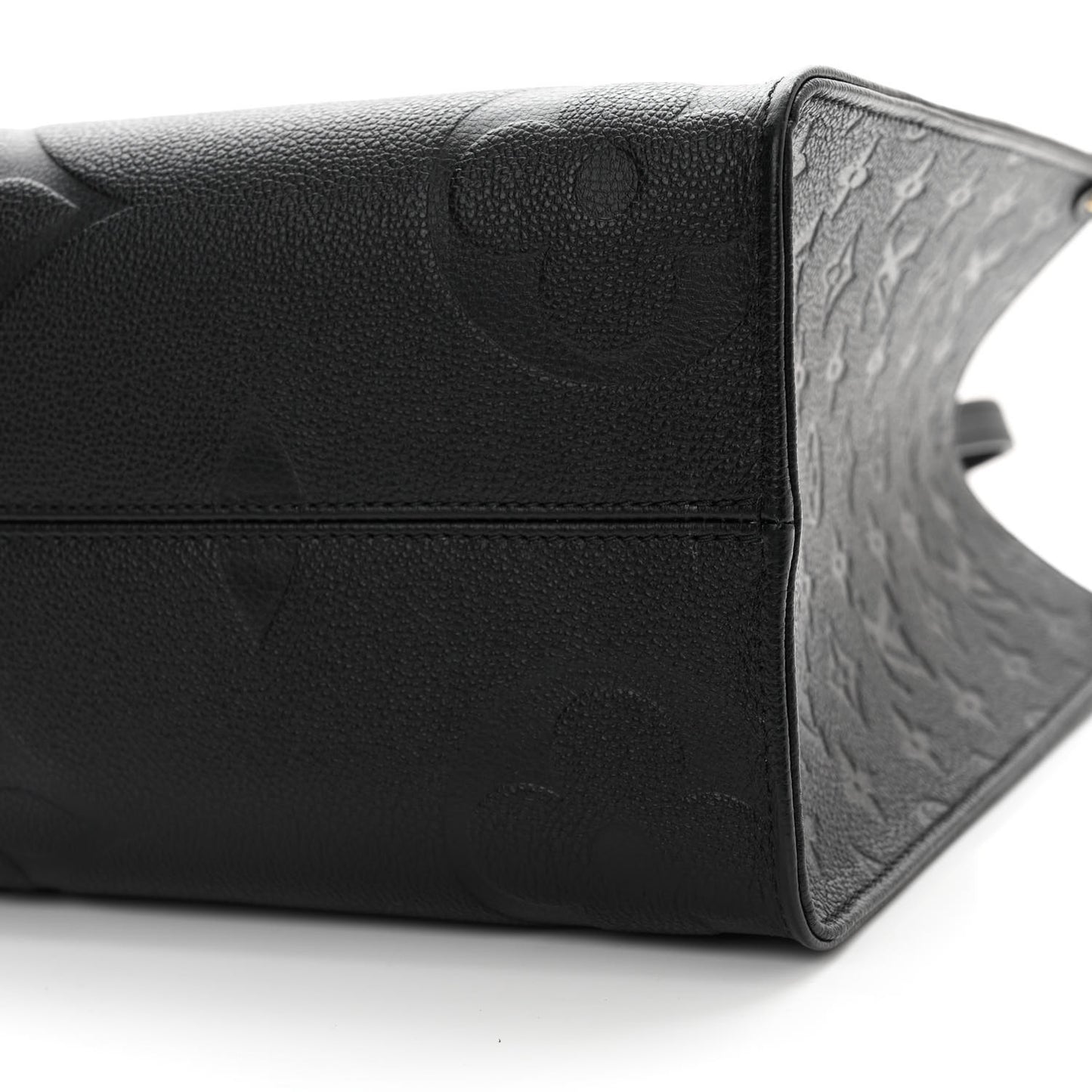 Empreinte Monogram Giant Onthego MM Black