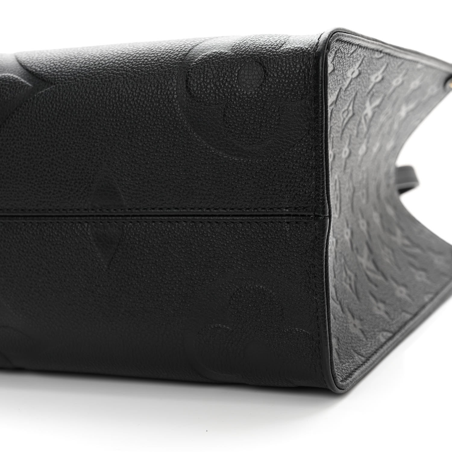 Louis Vuitton Empreinte Monogram Giant Onthego MM Black 10 of 12