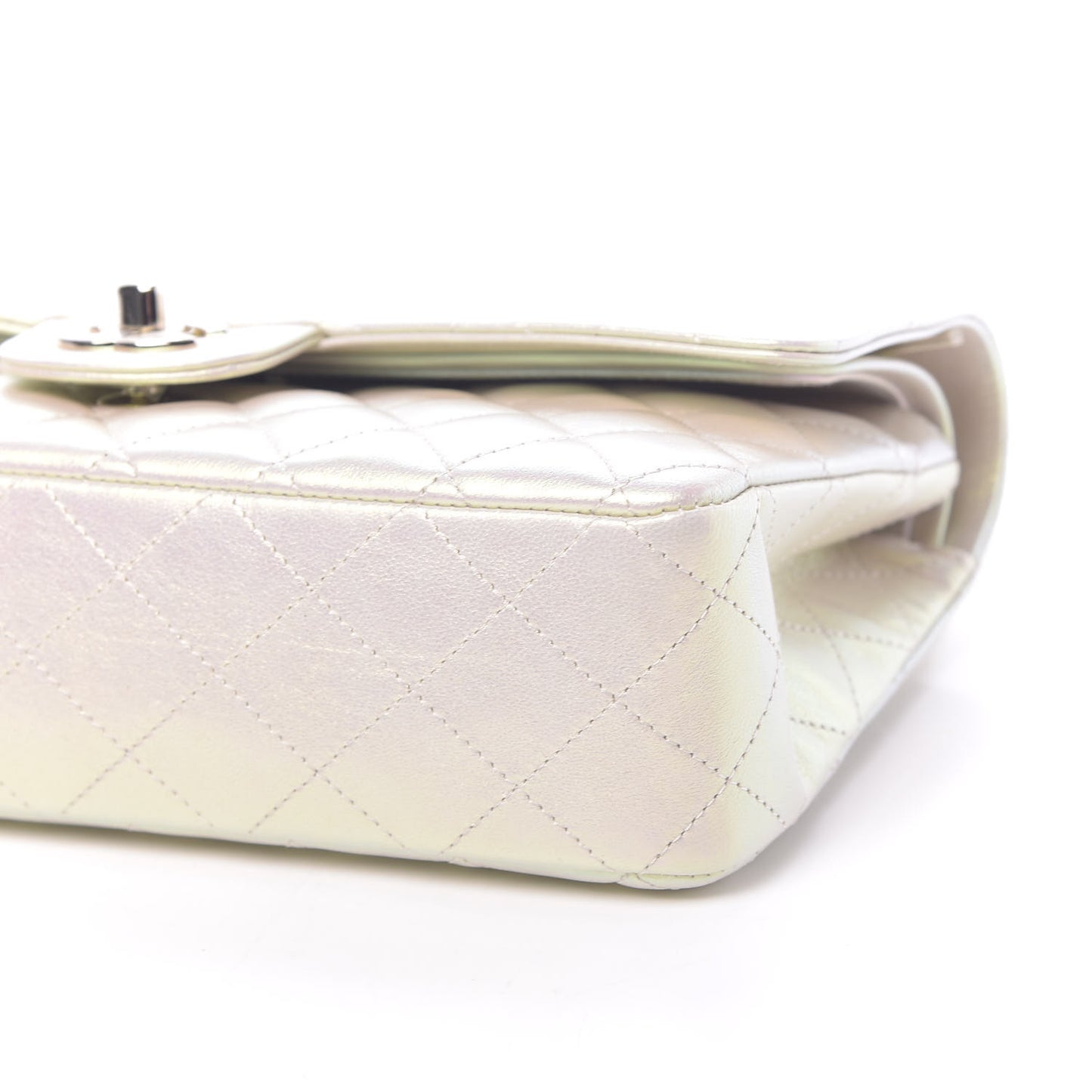 Iridescent Lambskin Quilted Medium Double Flap Ivory