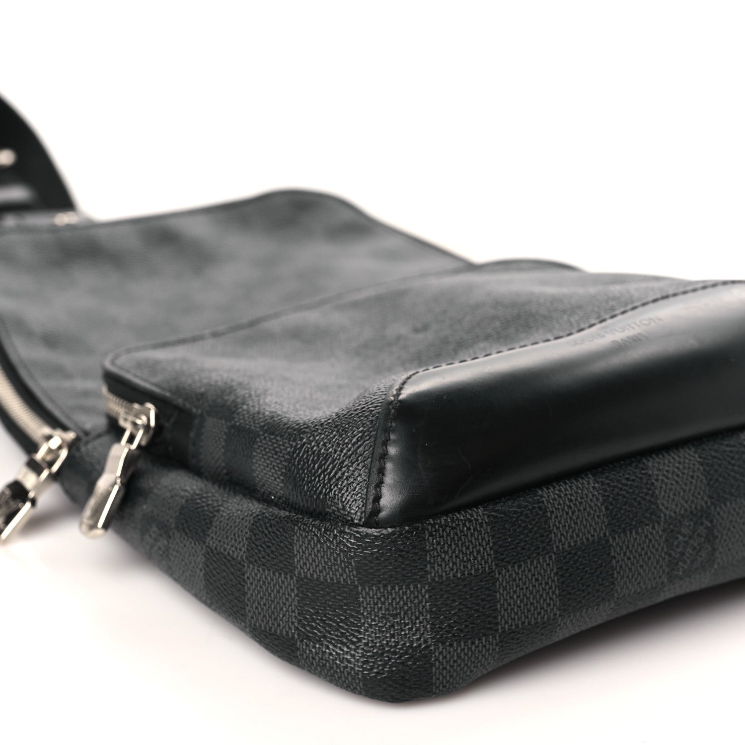 Louis Vuitton Damier Graphite Avenue Sling Bag 7 of 8