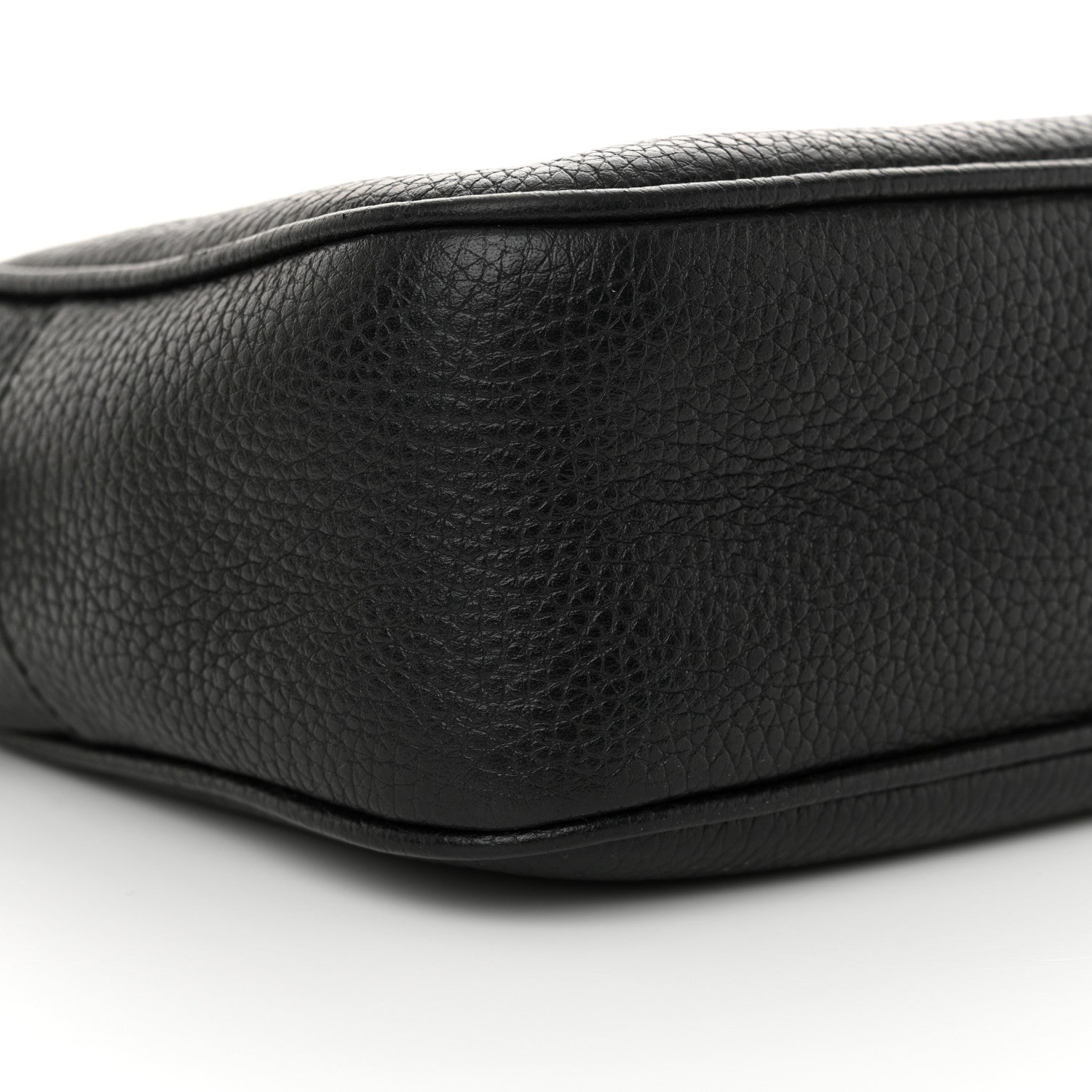 Gucci Pebbled Calfskin Small Soho Disco Bag Black 9 of 14