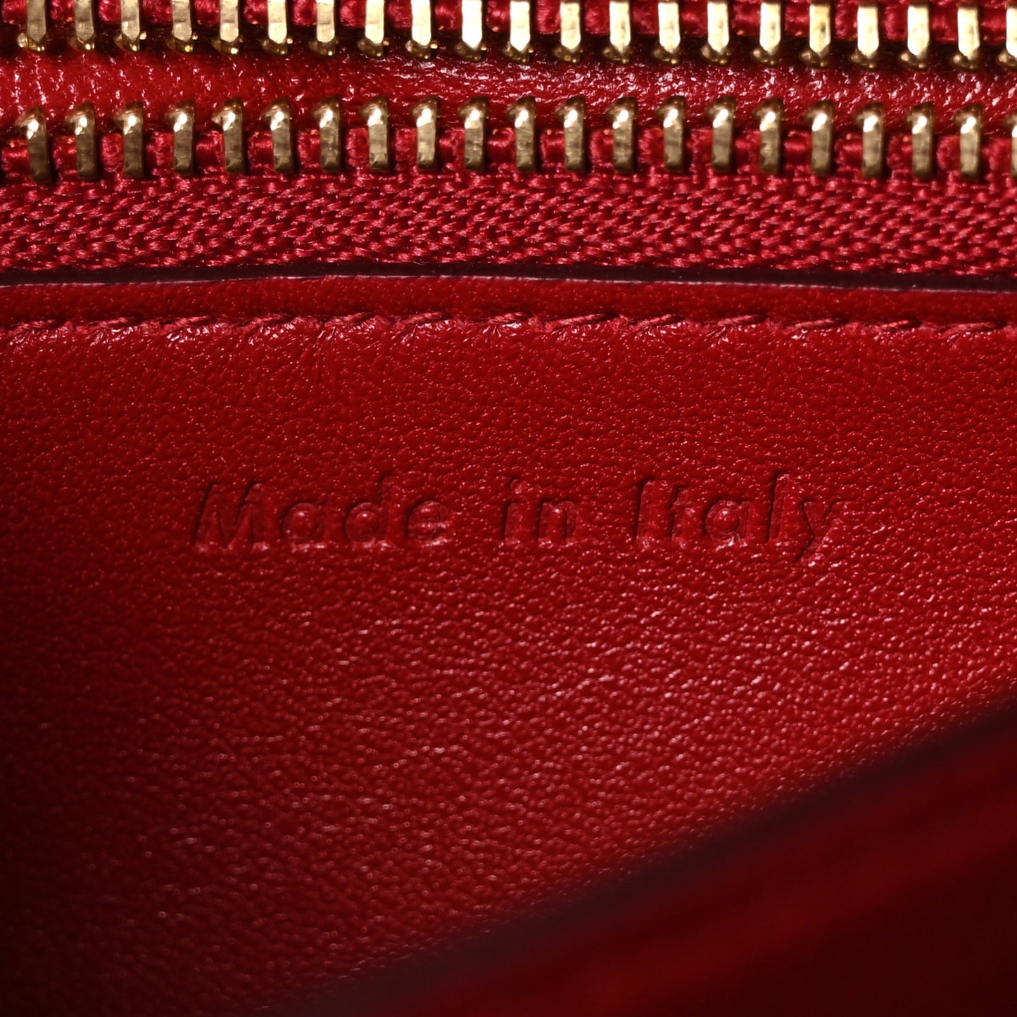 Box Calfskin Small Classic Box Flap Bag Red