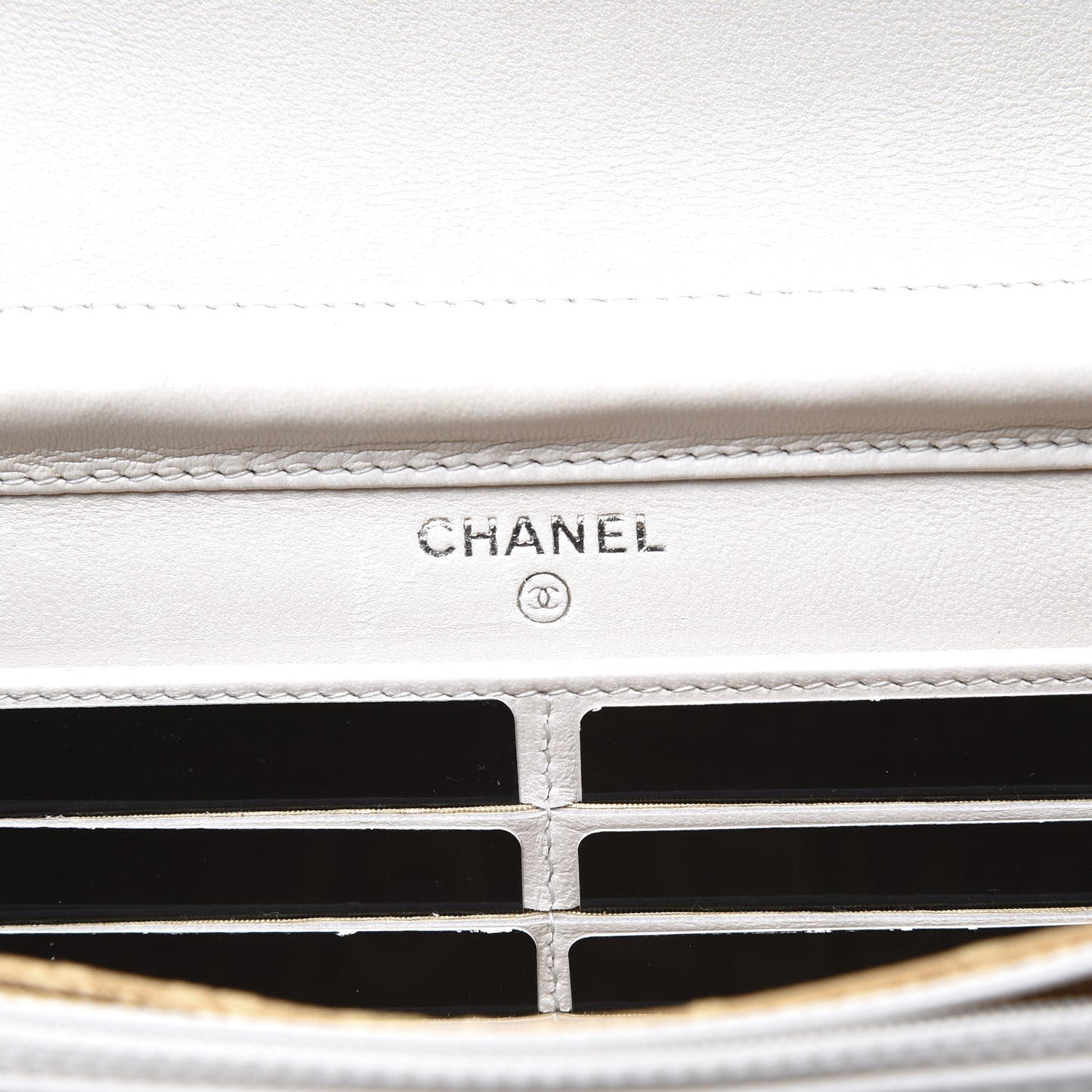 Patent Camellia Print Wallet On Chain WOC Gris Clair