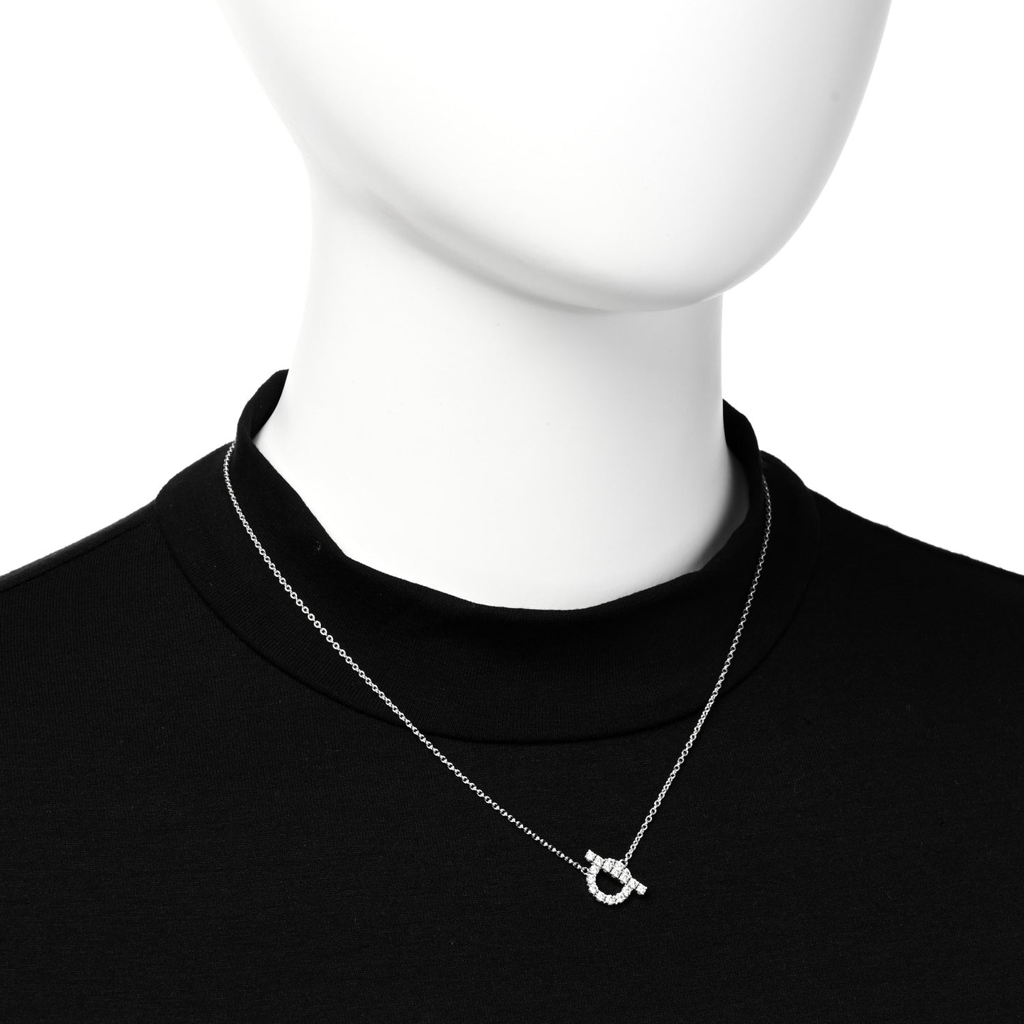 18K White Gold Diamond Finesse Pendant Necklace