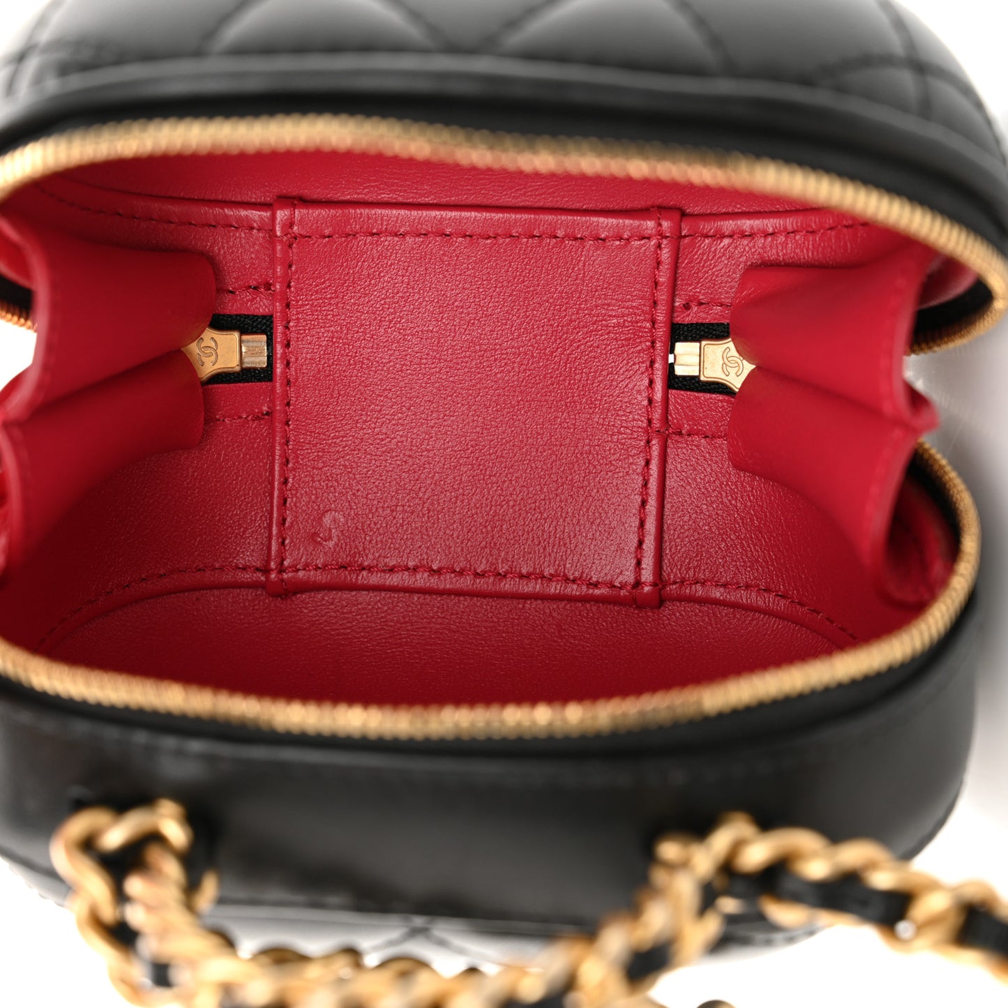 Lambskin Quilted CC Bubble Vanity Case With Chain Black