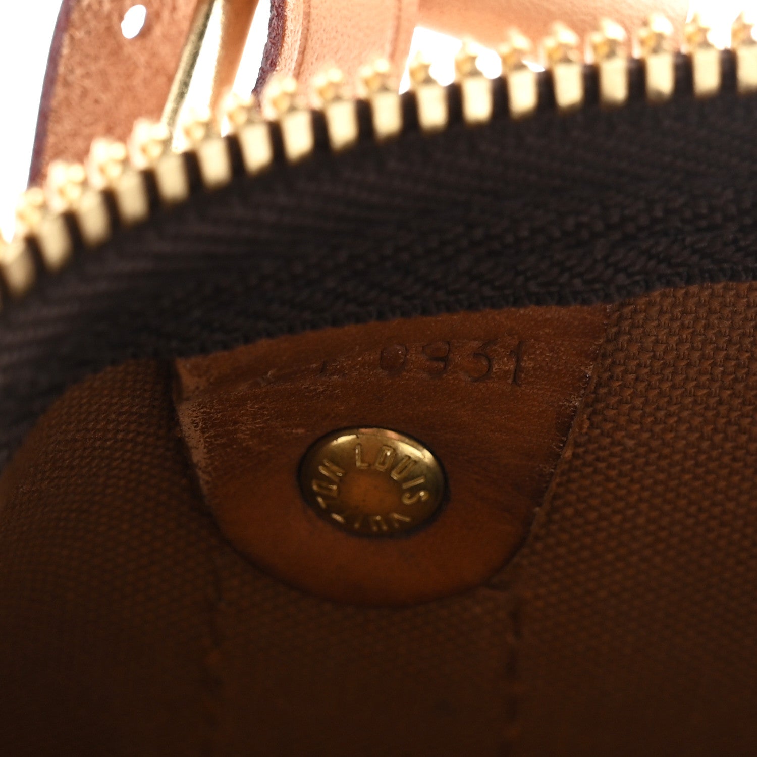 Louis Vuitton Monogram Keepall Bandouliere 45 6 of 9